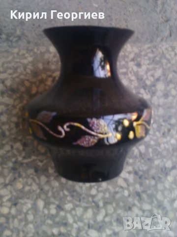 Красива ваза  с орнаменти, снимка 1 - Други стоки за дома - 22362297