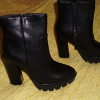 дамски  черни боти, снимка 1 - Дамски обувки на ток - 24444082