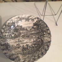 Уникална,стара,италианска,порцеланова чиния , снимка 1 - Антикварни и старинни предмети - 23223325