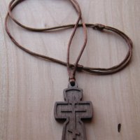 Дървен кръст - натален, снимка 1 - Колиета, медальони, синджири - 24416114