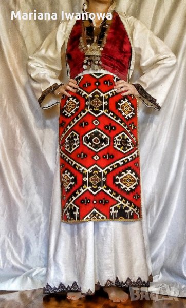 Автентична женска Македонска носия от Куманово, снимка 1