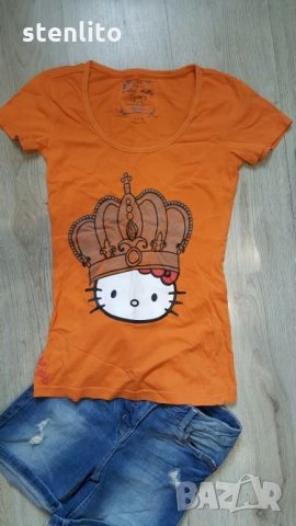 Блузка с Кити Размер S, снимка 1 - Тениски - 25919336