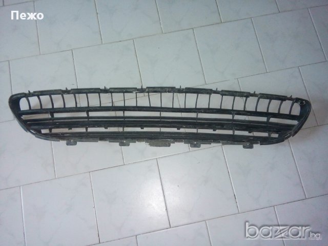 Решетка за броня от Peugeot 406 - седан, 1996г.