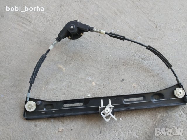 продавам ръчна машинка за предна врата за панда 2003-2011г., снимка 3 - Части - 24907378