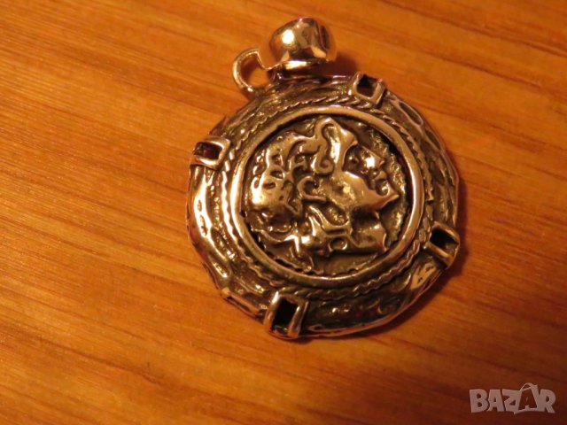  сребърен медальон и сребърно синджирче - Римски император - Бъди величествен като император