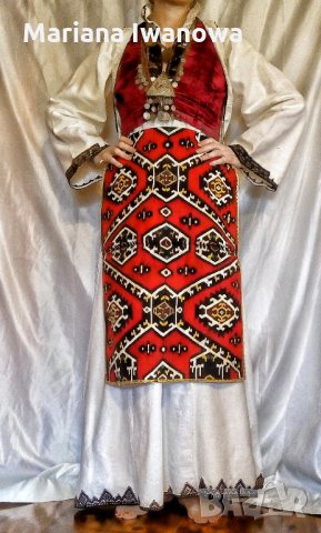 Автентична женска Македонска носия от Куманово, снимка 1