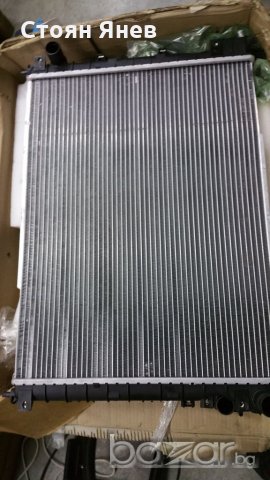 Воден радиатор - Range Rover, снимка 2 - Части - 21186176