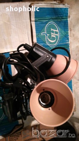 Подвижна лампа с щипка Спот