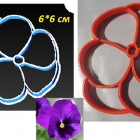 Теменужка цвете пластмасов резец форма за фондан тесто бисквитки, снимка 1 - Форми - 25434275