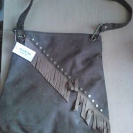 НОВА Кафява чанта с ресни , снимка 1 - Чанти - 17240883