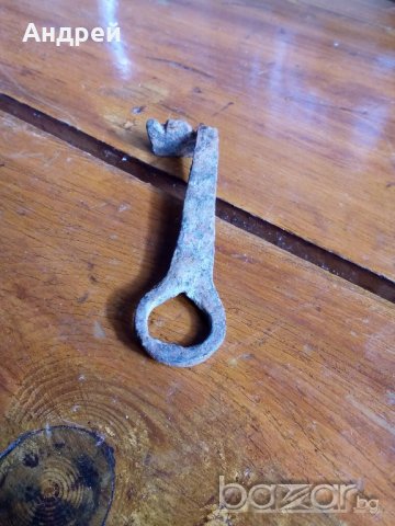 Старинен ключ, снимка 7 - Антикварни и старинни предмети - 19758949