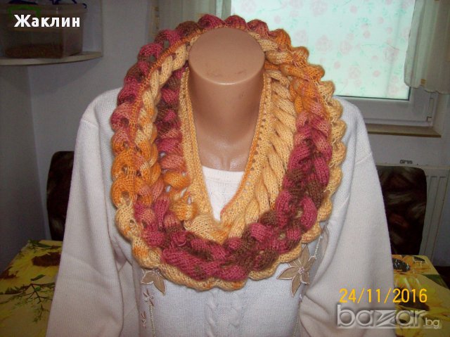Шал, шал-снуд - ръчна изработка, снимка 4 - Шапки - 16544729