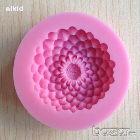 Далия цвете с много листенца силиконов молд форма декор торта фондан шоколад мъфини сапун гипс  и др, снимка 2 - Форми - 16964553