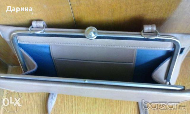 дамска чанта, снимка 2 - Чанти - 11710395