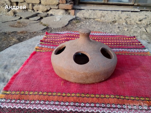 Старинна керамична поилка #2