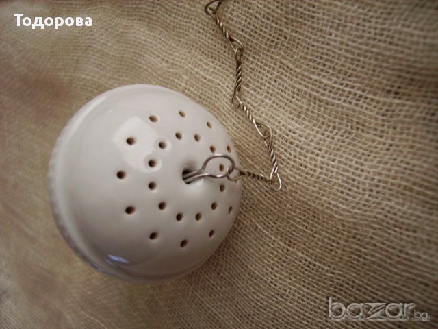 Порцеланово контейнерче за запарка на чай, снимка 2 - Антикварни и старинни предмети - 15001255