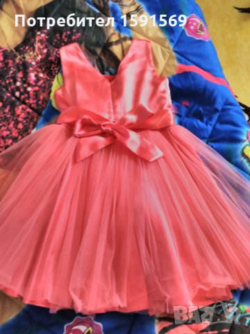 Детска рокля в корал, снимка 2 - Детски рокли и поли - 22918934