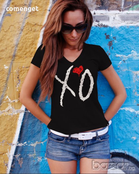  NEW! Дамски тениски с ''V'' деколте THE WEEKND XO LOGO! Поръчай модел с твоя снимка! , снимка 1