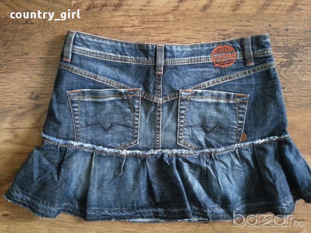 Boss Orange - страхотна дамска пола, снимка 3 - Поли - 14210425