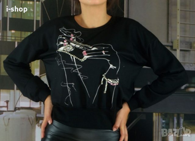 Дамска черна блуза, снимка 1 - Блузи с дълъг ръкав и пуловери - 24788566