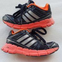 Маратонки Adidas № 28/29, снимка 1 - Детски маратонки - 22256063