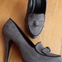Обувки сиви , снимка 1 - Дамски обувки на ток - 24762478