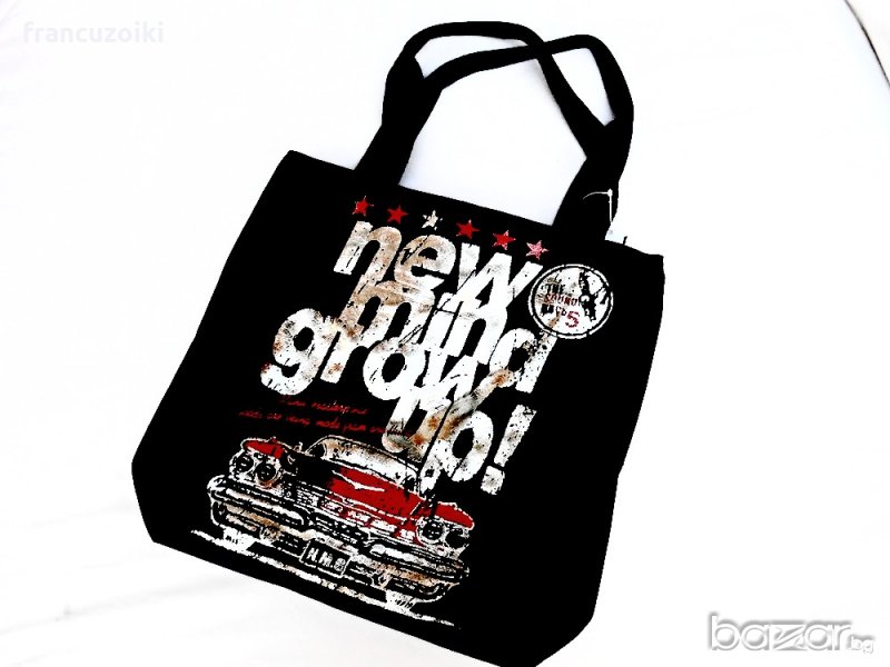 Спортна дамска чанта с две дръжки "Сребриста кола", снимка 1