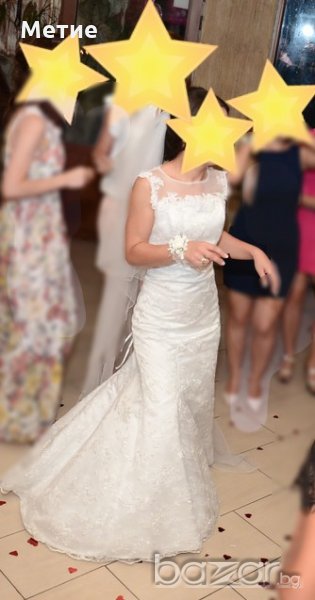 Много стилна и изискана Булчинска рокля, снимка 1