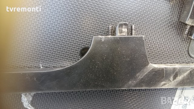  ТВ стойка SAMSUNG UE32M4005AW, снимка 3 - Стойки, 3D очила, аксесоари - 24874120