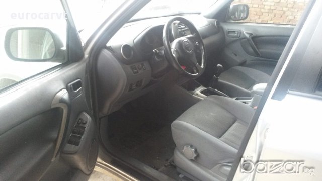 на части Toyota RAV 4 2.0D4D, снимка 6 - Автомобили и джипове - 12811035