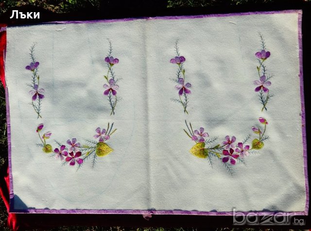 Бродерия върху кашмир.