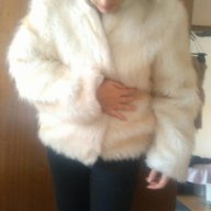 Продавам дамско палто с косъм, снимка 1 - Палта, манта - 17469789