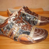 Ефектни дамски спортни обувки, снимка 1 - Кецове - 11390206