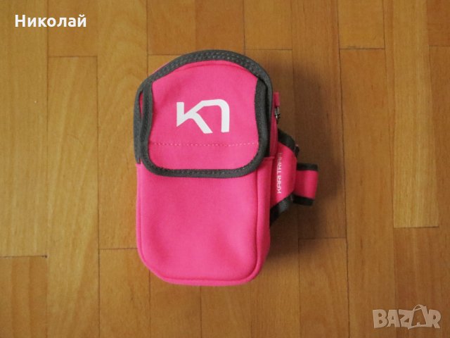 Kari traa hand sport case