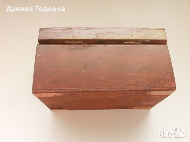Стара Дървена Кутия с Пирограф - № 2, снимка 4 - Декорация за дома - 24444705