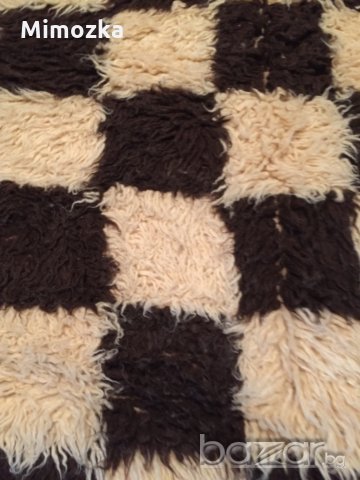 Халище на квадрати черно и бяло!, снимка 5 - Покривки за легло - 19842288