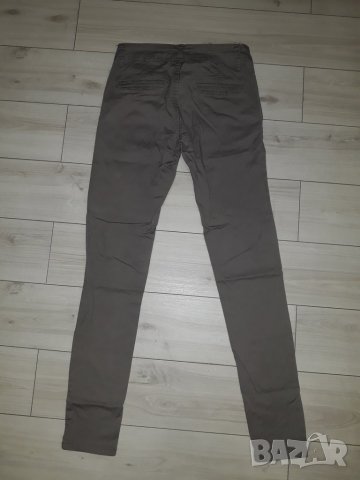 Бежов ластичен панталон за момиче марка Shen Qi, снимка 2 - Панталони - 23712500