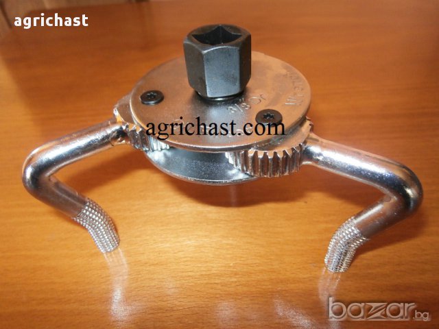 Маслен ключ с верига.