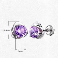 Малки, сребърни дамски обеци с лилави кристали Сваровски, снимка 2 - Обеци - 14746610