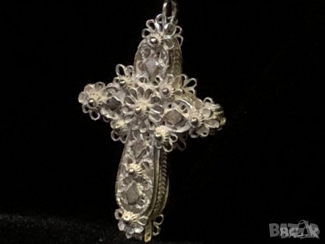 Филигранен двустранен кръст, снимка 3 - Антикварни и старинни предмети - 22932032