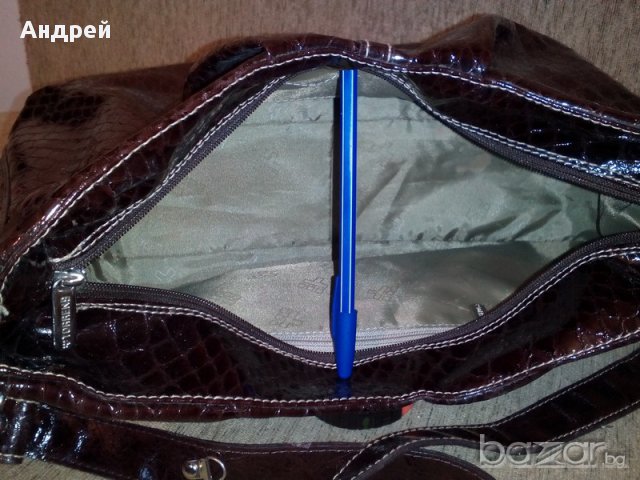 Дамска чанта, снимка 5 - Чанти - 16422686