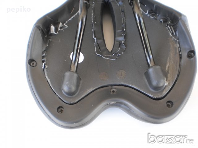 Продавам колела внос от Германия силиконова седалка за велосипед, снимка 13 - Части за велосипеди - 14297866