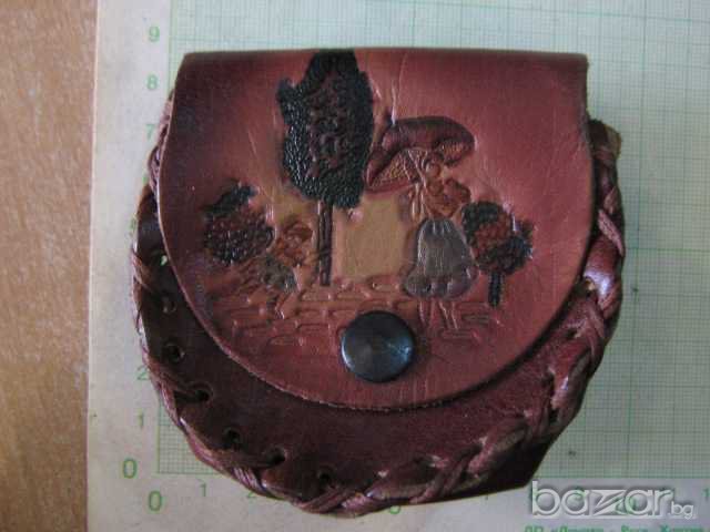 Портмоне кожено за кръста с апликация