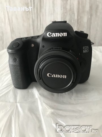 Фотоапарат Canon 60D с подарък чанта Canon, снимка 3 - Камери - 20606528