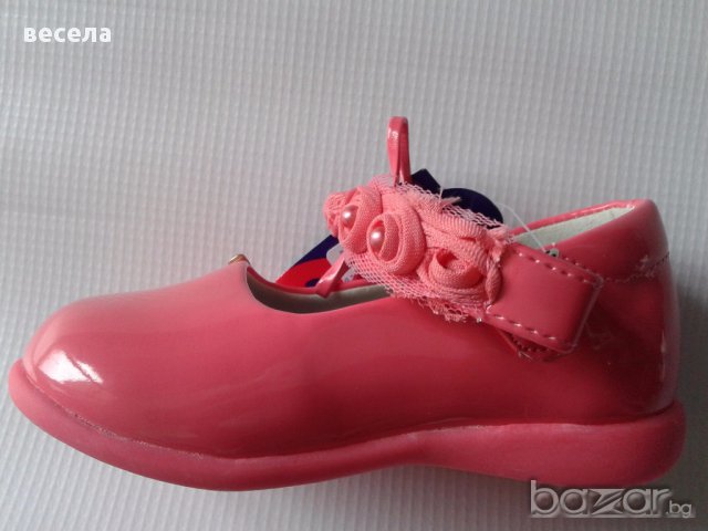 Детски обувки за момиче, бели и коралови- лачени с   естествена кожа, ортопедични, снимка 6 - Детски маратонки - 10300667