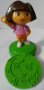 Дора Изследователката с отпечатък на основа фигурка пластмасова PVC за игра и украса торта топер, снимка 1 - Фигурки - 22353888
