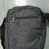 Мъжка чанта за рамо, снимка 1 - Чанти - 23925662