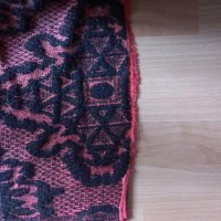 червен килим, снимка 4 - Килими - 19029807