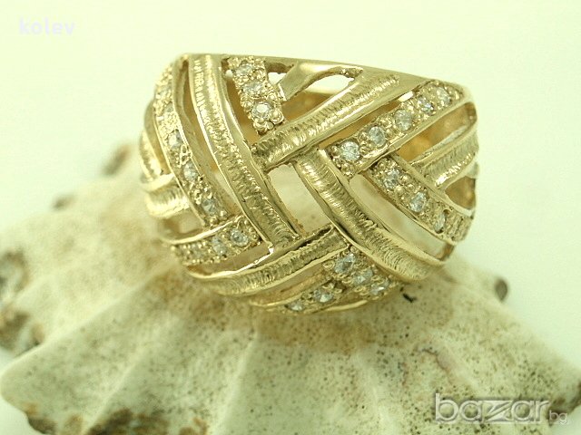 ПРОДАДЕН!златен пръстен МРЕЖА с циркони 5 ... грама/размер ..., снимка 1