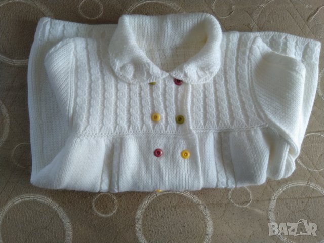 Детска жилетка, снимка 1 - Детски пуловери и жилетки - 25006440